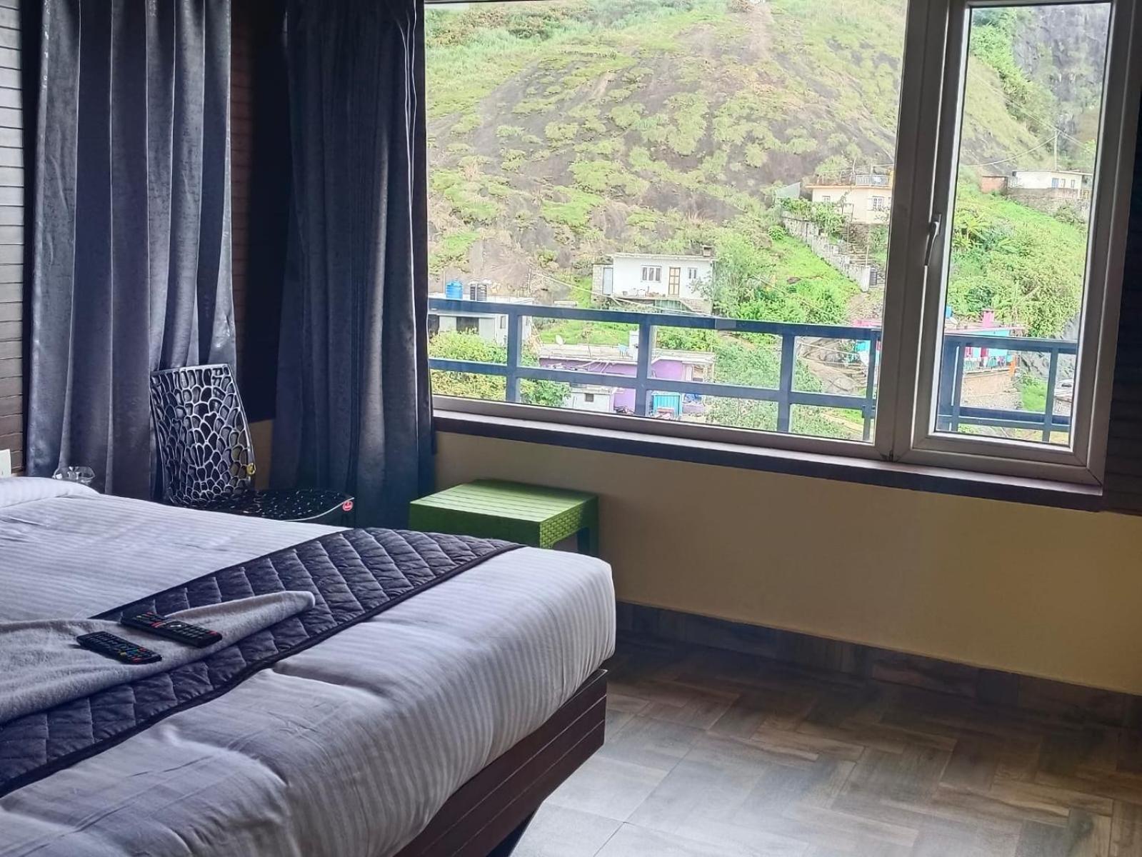 Misty Valley Inn Kodaikanal Buitenkant foto